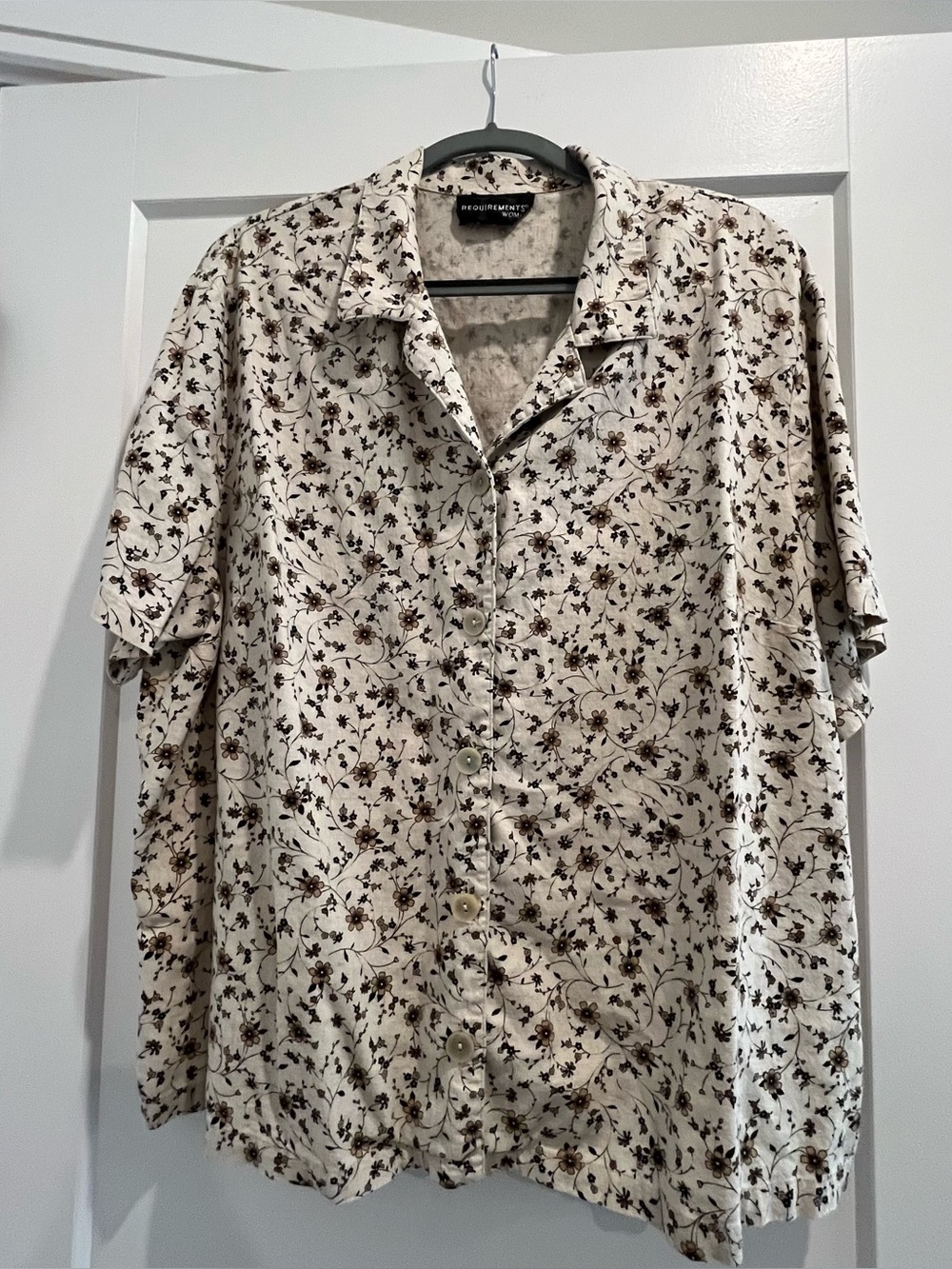Vintage Requirements linen button up